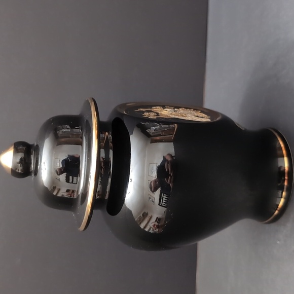 Vintage Japanese Art Of Chokin 24kt Gold Black Porcelain Lidded Jar. - Picture 3 of 11